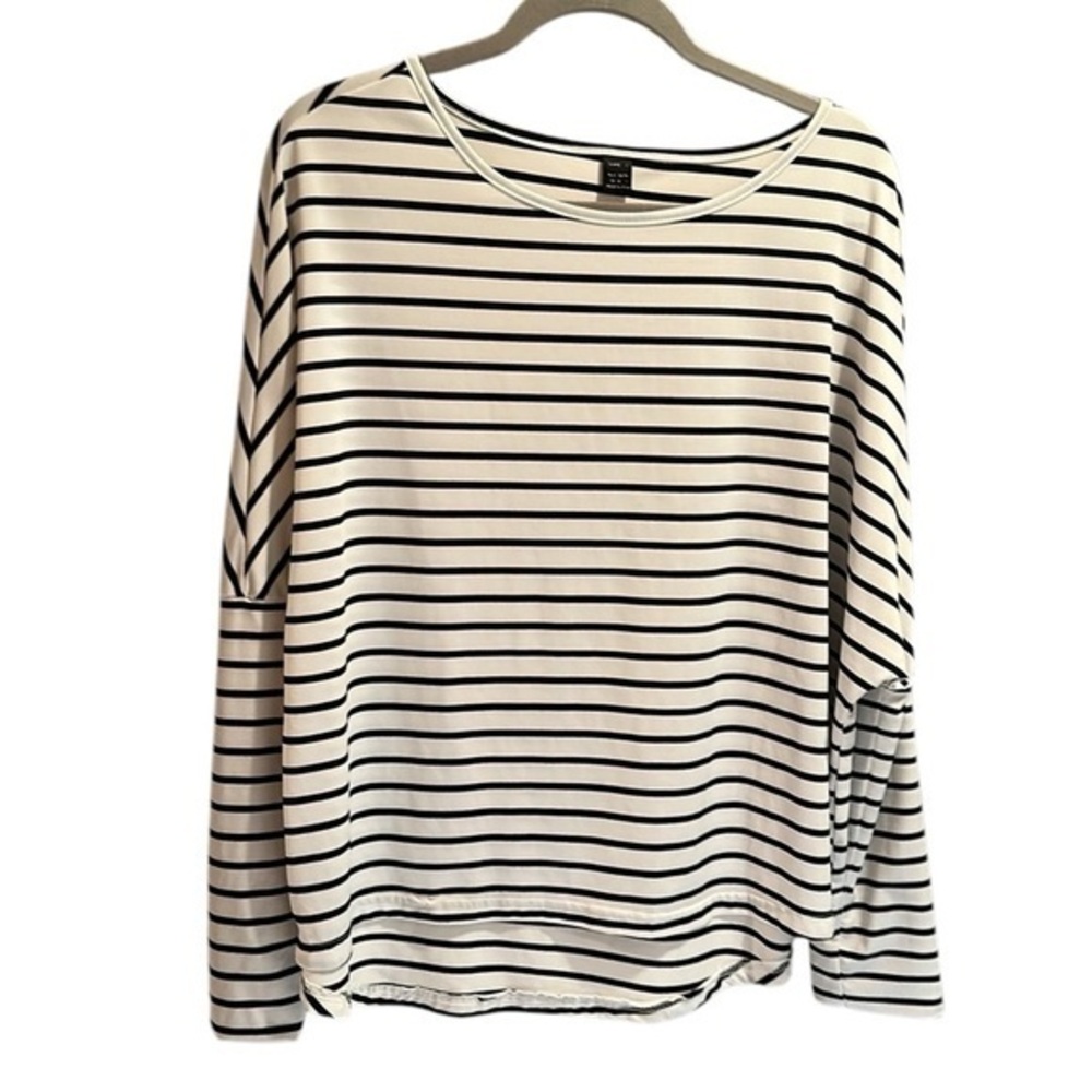 Shein white and black striped long sleeved shirt Size XL